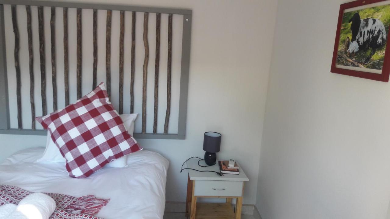 Die Windpomp Guesthouse Gobabis Luaran gambar