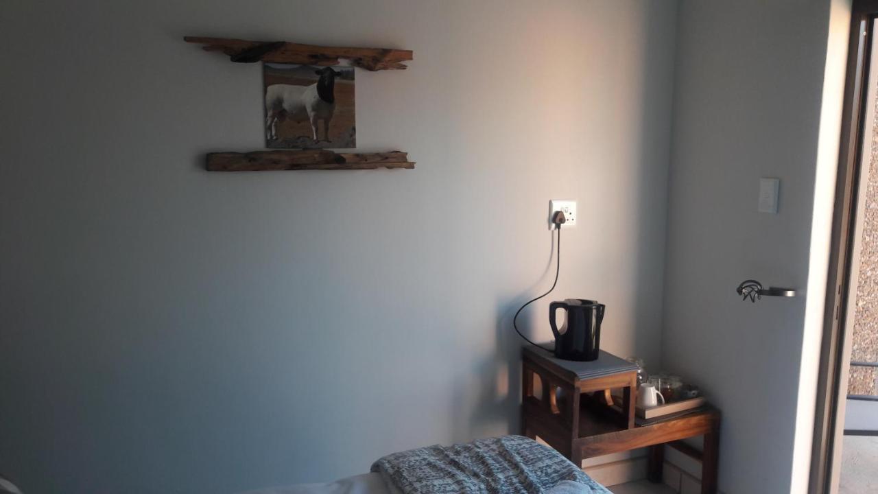 Die Windpomp Guesthouse Gobabis Luaran gambar
